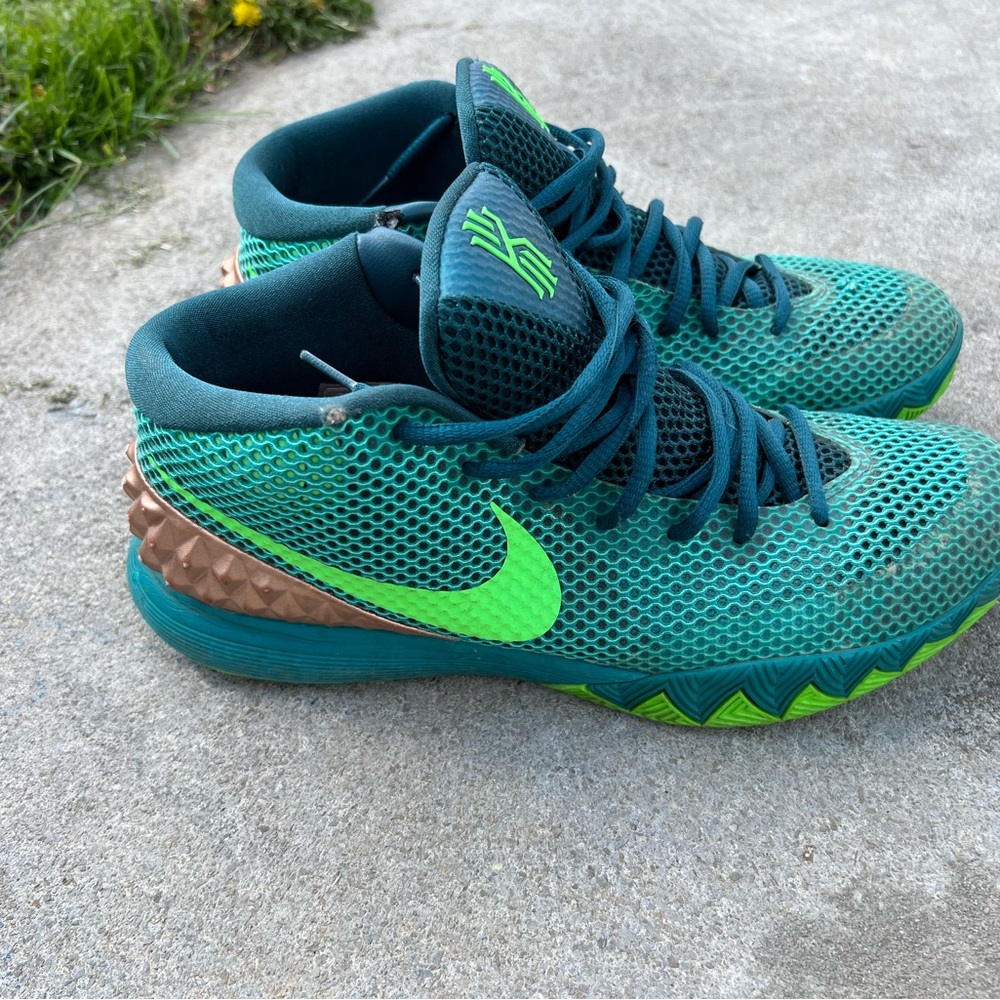 Nike Kyrie 1 Australia